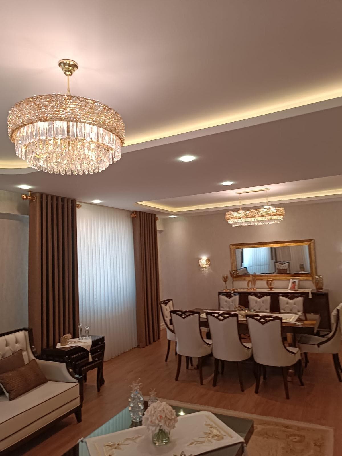 Lüks Salon ve Yemek Odası Kristal Avize Takımı Uygulaması